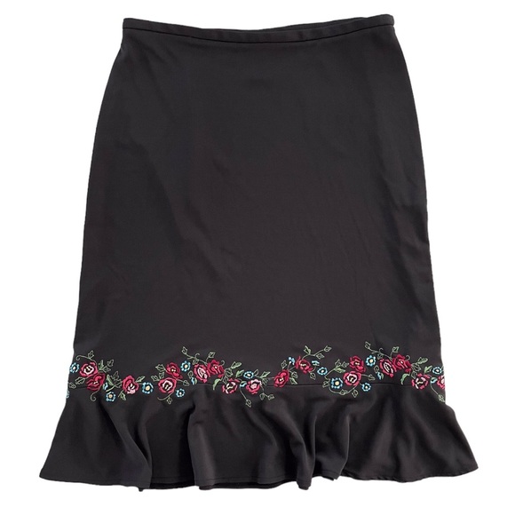 Vintage Dresses & Skirts - 90s Floral Embroidered Skirt